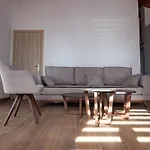 Casa Rosa * Zacharo