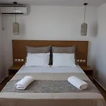 Casa Rosa Villa Zacharo